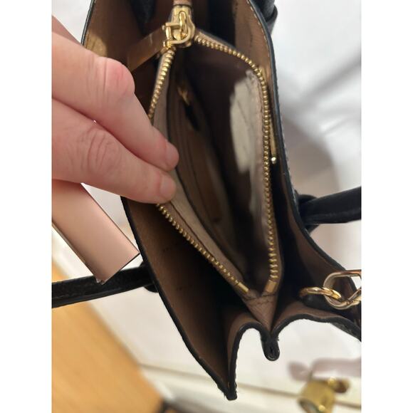 Michael Kors Small Leather Black Jet Set Tote Crossbody Bag Gold Hardware - Picture 8 of 10